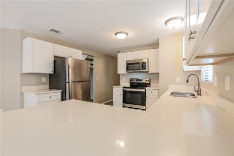 Casa en alquiler en Sarasota, Florida, 3 dormitorios, 138.61 m2 № 1797386 - foto 6