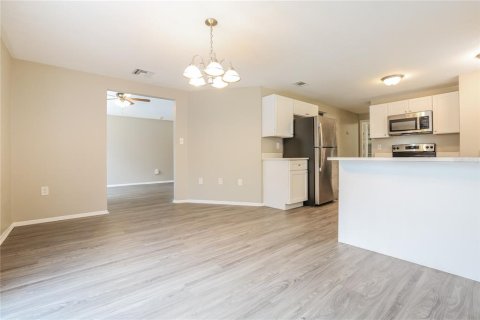 Casa en alquiler en Sarasota, Florida, 3 dormitorios, 138.61 m2 № 1797386 - foto 4