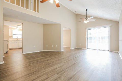 Casa en alquiler en Sarasota, Florida, 3 dormitorios, 138.61 m2 № 1797386 - foto 3