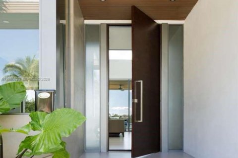 Casa en alquiler en Miami, Florida, 6 dormitorios, 381.18 m2 № 2010669 - foto 6