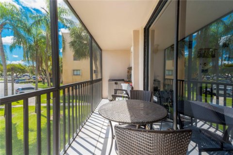 Condominio en venta en Miami, Florida, 3 dormitorios, 96.62 m2 № 1956369 - foto 17