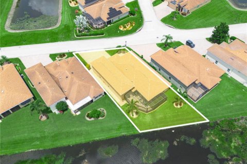 House in Lake Wales, Florida 2 bedrooms, 222.78 sq.m. № 1780751 - photo 3