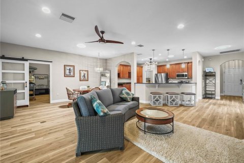 House in Lake Wales, Florida 2 bedrooms, 222.78 sq.m. № 1780751 - photo 4