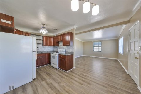 Casa en alquiler en Pinellas Park, Florida, 3 dormitorios, 81.94 m2 № 1915917 - foto 14