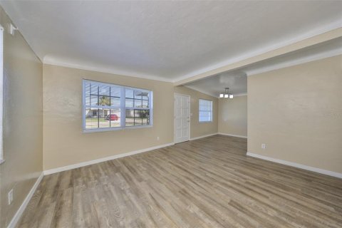 Casa en alquiler en Pinellas Park, Florida, 3 dormitorios, 81.94 m2 № 1915917 - foto 8