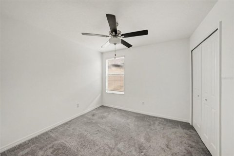 Casa en venta en Zephyrhills, Florida, 5 dormitorios, 205.96 m2 № 2388766 - foto 15