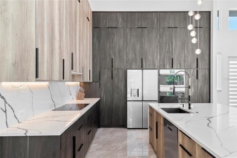 Casa en venta en Sarasota, Florida, 4 dormitorios, 299.52 m2 № 1918919 - foto 7