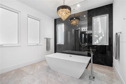 Casa en venta en Sarasota, Florida, 4 dormitorios, 299.52 m2 № 1918919 - foto 12