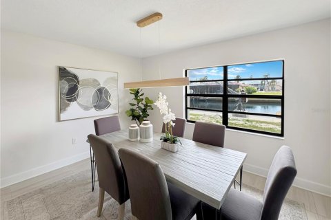 Casa en alquiler en Port Richey, Florida, 3 dormitorios, 148.74 m2 № 1878110 - foto 30