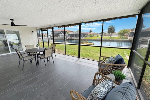 Casa en alquiler en Port Richey, Florida, 3 dormitorios, 148.74 m2 № 1878110 - foto 10