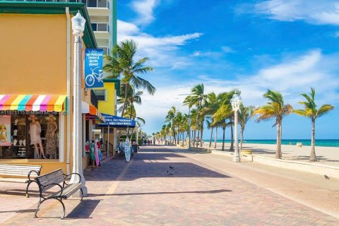 Hotel en venta en Hollywood, Florida № 1979509 - foto 20
