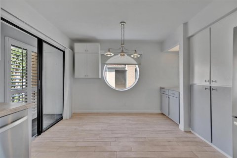Condo in Bradenton, Florida, 2 bedrooms  № 1744844 - photo 21