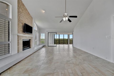 Condo in Bradenton, Florida, 2 bedrooms  № 1744844 - photo 10