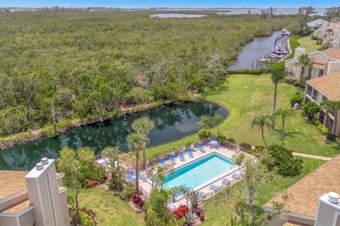 Condo in Bradenton, Florida, 2 bedrooms  № 1744844 - photo 6