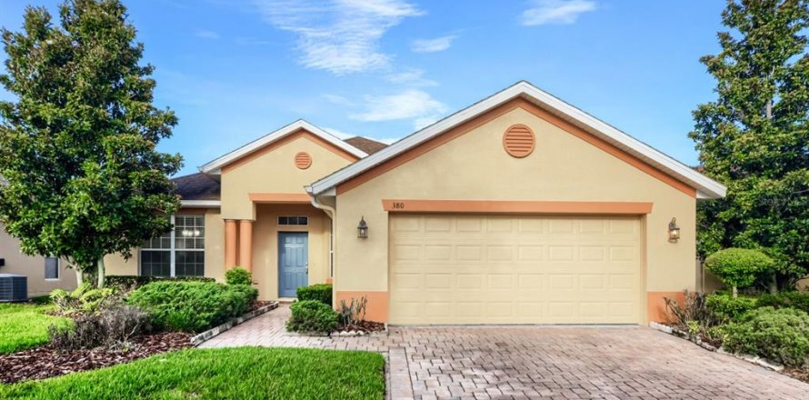 House in Kissimmee, Florida 3 bedrooms, 165.92 sq.m. № 2198884