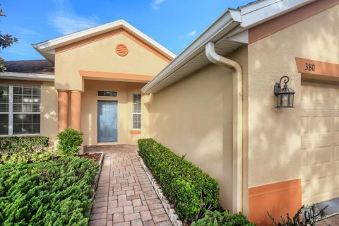 House in Kissimmee, Florida 3 bedrooms, 165.92 sq.m. № 2198884 - photo 3