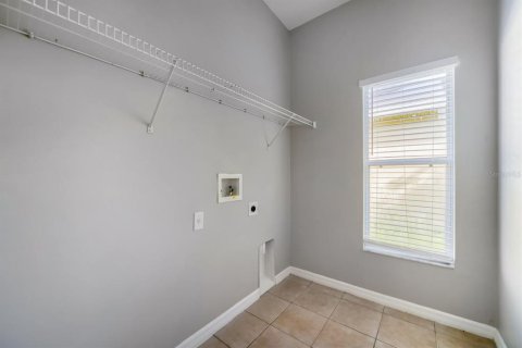 House in Kissimmee, Florida 3 bedrooms, 165.92 sq.m. № 2198884 - photo 25