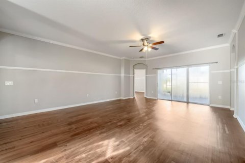 House in Kissimmee, Florida 3 bedrooms, 165.92 sq.m. № 2198884 - photo 6