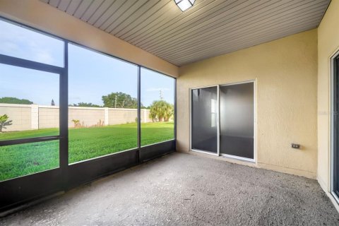 House in Kissimmee, Florida 3 bedrooms, 165.92 sq.m. № 2198884 - photo 14