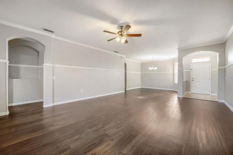 House in Kissimmee, Florida 3 bedrooms, 165.92 sq.m. № 2198884 - photo 8