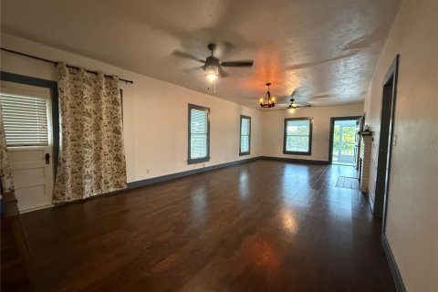 Casa en alquiler en Winter Haven, Florida, 2 dormitorios, 122.63 m2 № 1916174 - foto 3