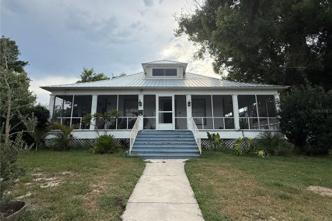 Casa en alquiler en Winter Haven, Florida, 2 dormitorios, 122.63 m2 № 1916174 - foto 1