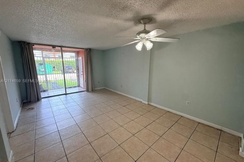 Condo à Miami, Floride, 2 chambres № 2435860