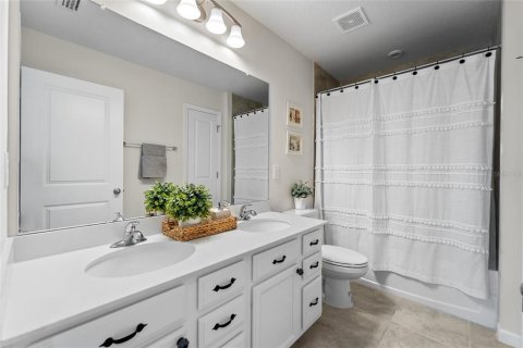 Casa en venta en Land O' Lakes, Florida, 4 dormitorios, 220.18 m2 № 1637981 - foto 20
