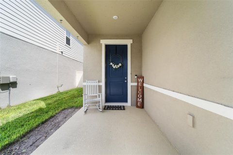 Casa en venta en Land O' Lakes, Florida, 4 dormitorios, 220.18 m2 № 1637981 - foto 2