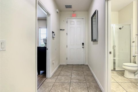 Townhouse in Davenport, Florida 5 bedrooms, 228.54 sq.m. № 1812825 - photo 3