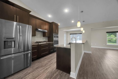 House in St. Lucie, Florida 3 bedrooms, 159.79 sq.m. № 2378755 - photo 13