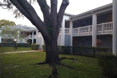 Condominio en venta en Davie, Florida, 2 dormitorios, 105.91 m2 № 2024556 - foto 16