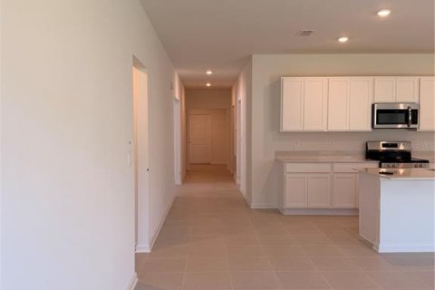 House in Eustis, Florida 4 bedrooms, 201.97 sq.m. № 2224775 - photo 8