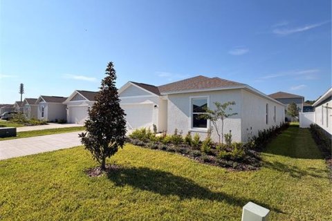 House in Eustis, Florida 4 bedrooms, 201.97 sq.m. № 2224775 - photo 2