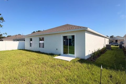 House in Eustis, Florida 4 bedrooms, 201.97 sq.m. № 2224775 - photo 5