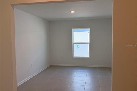 House in Eustis, Florida 4 bedrooms, 201.97 sq.m. № 2224775 - photo 21