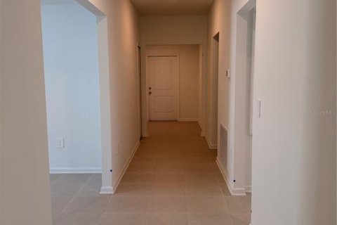 House in Eustis, Florida 4 bedrooms, 201.97 sq.m. № 2224775 - photo 22