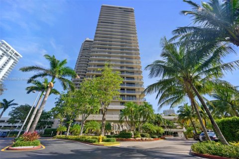 Condo in Aventura, Florida, 1 bedroom  № 1604360 - photo 19
