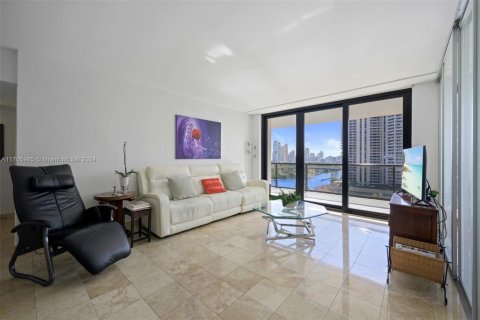 Condo in Aventura, Florida, 1 bedroom  № 1604360 - photo 7