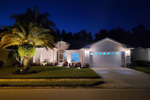 Casa en venta en Lakeland, Florida, 3 dormitorios, 197.05 m2 № 1879671 - foto 2