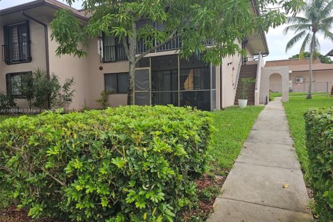 Condominio en alquiler en Hollywood, Florida, 1 dormitorio, 62.24 m2 № 1925490 - foto 13