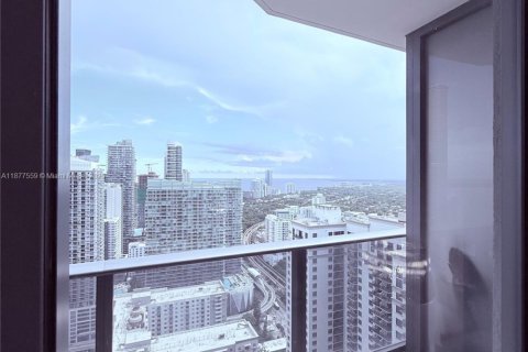 Снять в аренду кондоминиум в Майами, Флорида 3 спальни, 114.64м2, № 2079476 - фото 16