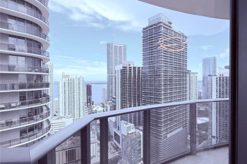 Снять в аренду кондоминиум в Майами, Флорида 3 спальни, 114.64м2, № 2079476 - фото 26