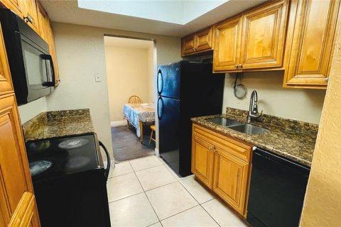 Condominio en venta en Orlando, Florida, 2 dormitorios, 90.67 m2 № 1866141 - foto 3