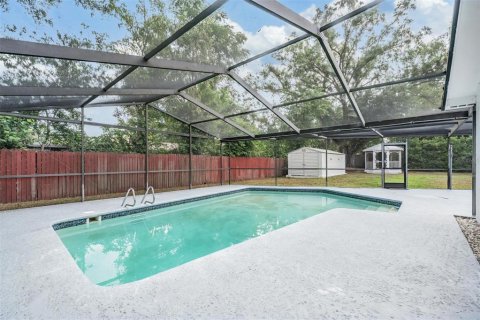 House in Seffner, Florida 4 bedrooms, 191.29 sq.m. № 1688042 - photo 20