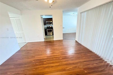 Condominio en venta en West Palm Beach, Florida, 1 dormitorio, 74.32 m2 № 2078462 - foto 9