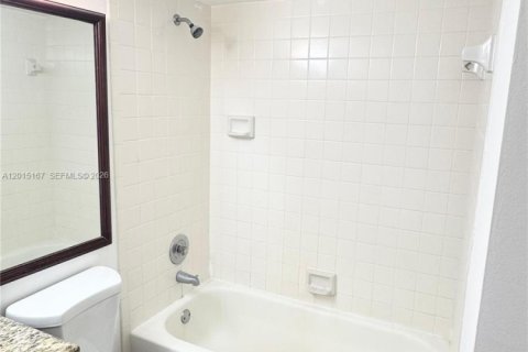 Condominio en venta en West Palm Beach, Florida, 1 dormitorio, 74.32 m2 № 2078462 - foto 17