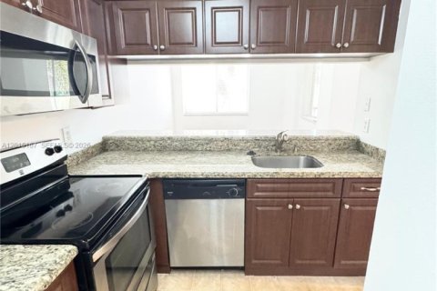 Condominio en venta en West Palm Beach, Florida, 1 dormitorio, 74.32 m2 № 2078462 - foto 4