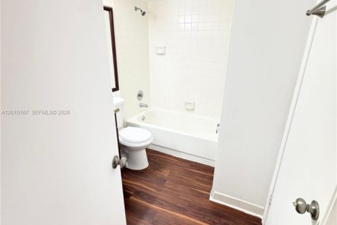Condominio en venta en West Palm Beach, Florida, 1 dormitorio, 74.32 m2 № 2078462 - foto 16