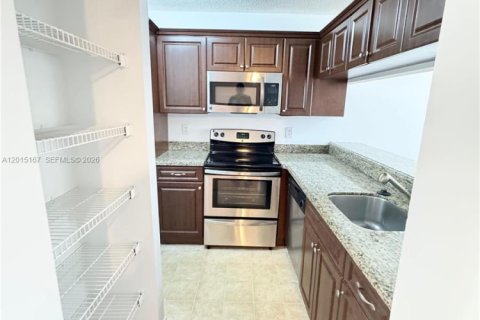 Condominio en venta en West Palm Beach, Florida, 1 dormitorio, 74.32 m2 № 2078462 - foto 5